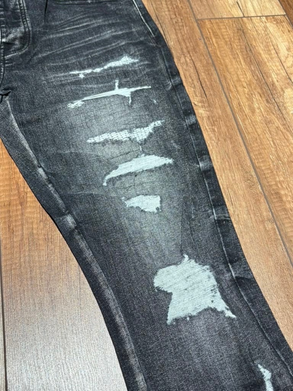 Amiri Mens Black Ripped Skinny Jeans Brand New Waist Size 30,32 - Picture 14 of 15